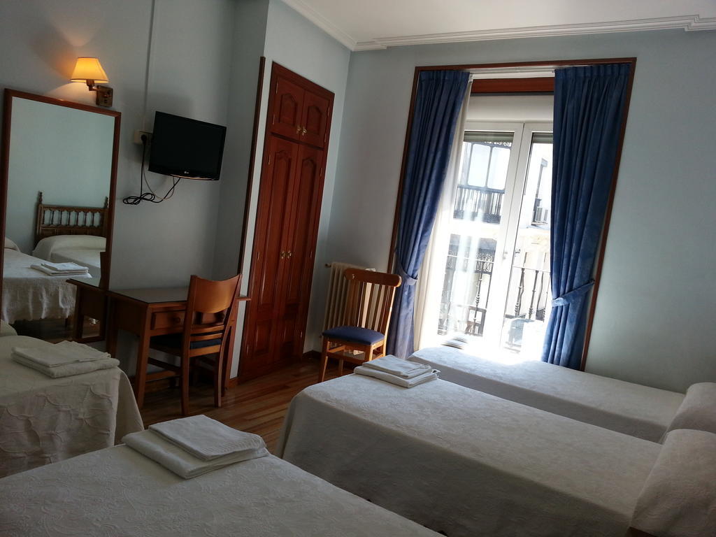 Hostal Guerra Madrid Cameră foto
